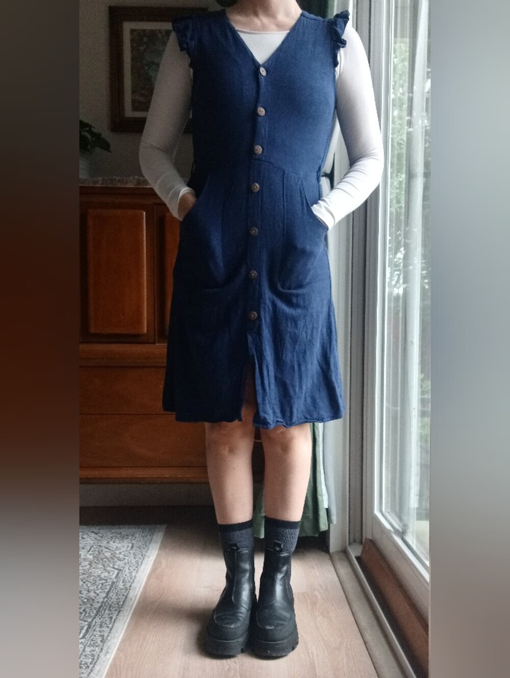 💗 3/$10 💗 Monteau Navy Button-Front Ruffle-Sleeve Dress